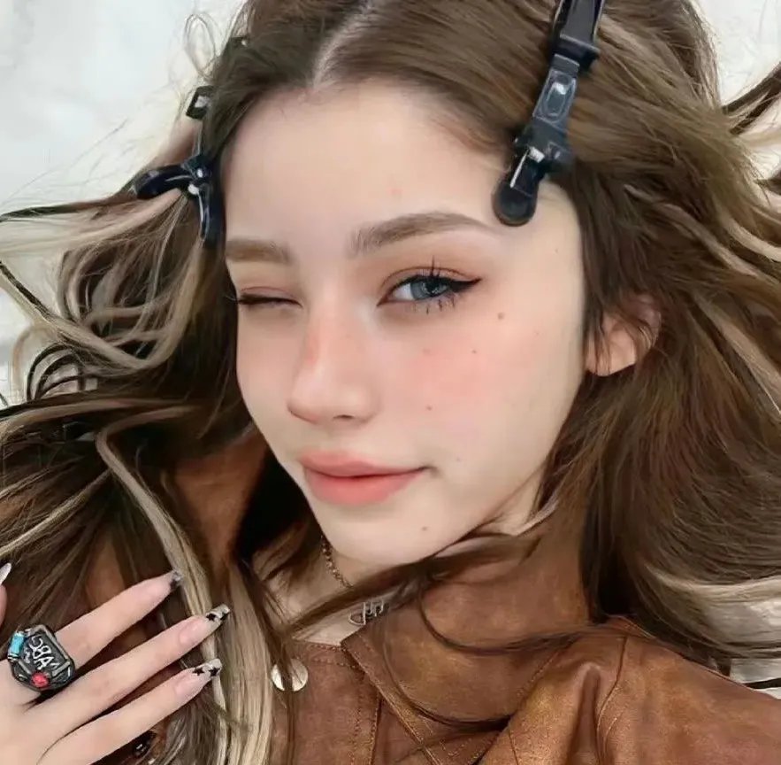 小智是女孩啦!